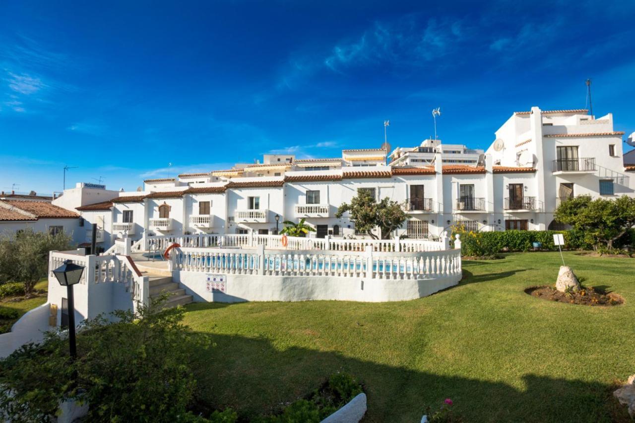 Hacienda 19 Menyber Appartement Nerja Buitenkant foto
