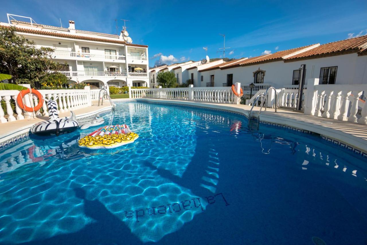 Hacienda 19 Menyber Appartement Nerja Buitenkant foto